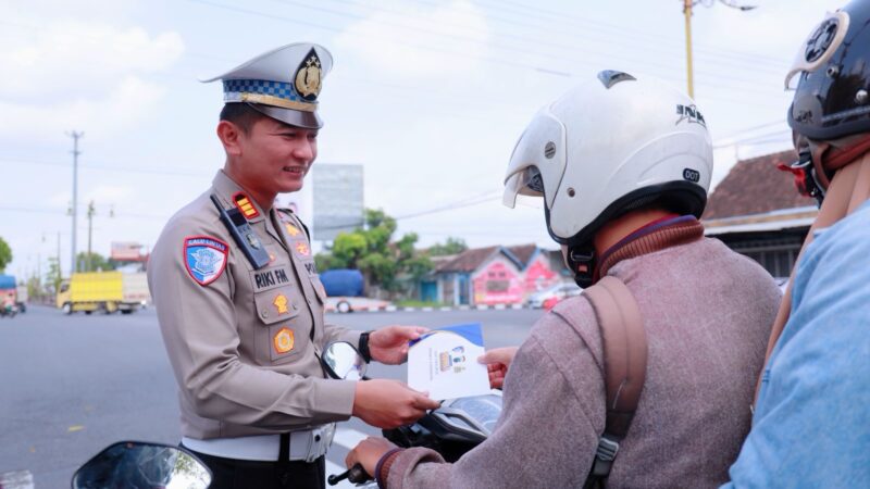 Peduli Keselamatan Berkendara, Satlantas Polres Klaten Kirim Surat Cinta