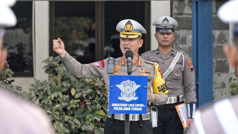 *Jaga Keselamatan Di Jalan; Ayo Tertib Berlalu Lintas dalam Operasi Zebra Candi 2024 Polda Jateng*