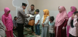 Polsek Kebonarum Salurkan Bantuan kepada Anak Yatim Piatu, Lanjutkan dengan Buka Bersama