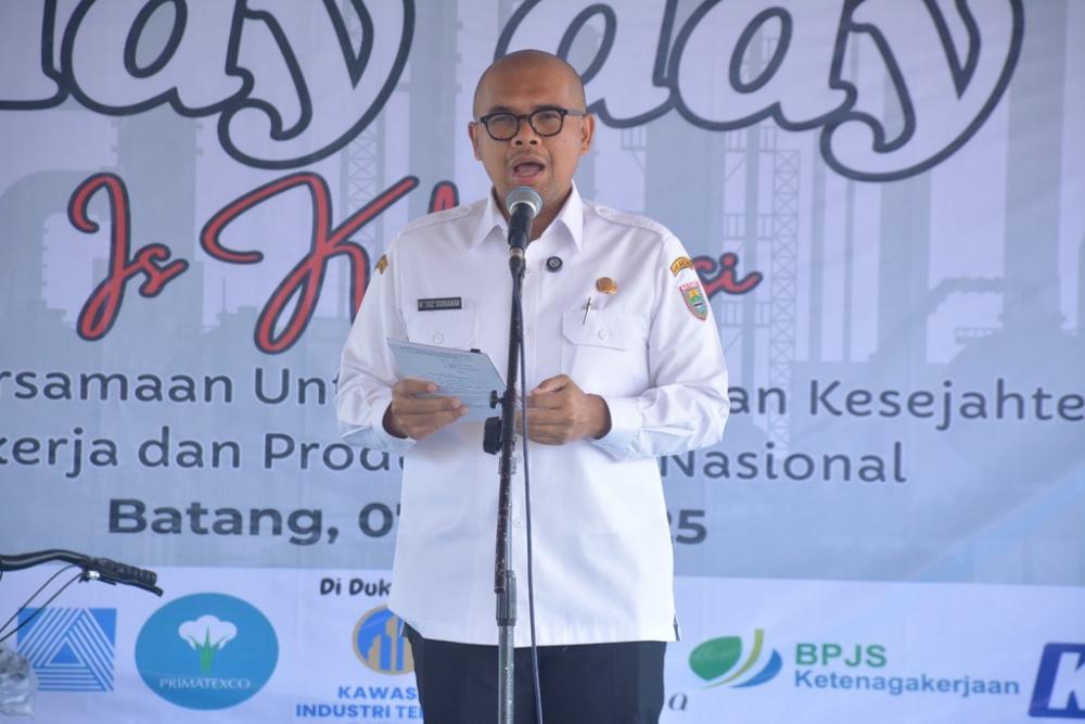 Peringati Hari Buruh, Bupati Batang Apresiasi Komunikasi Buruh dan Pengusaha
