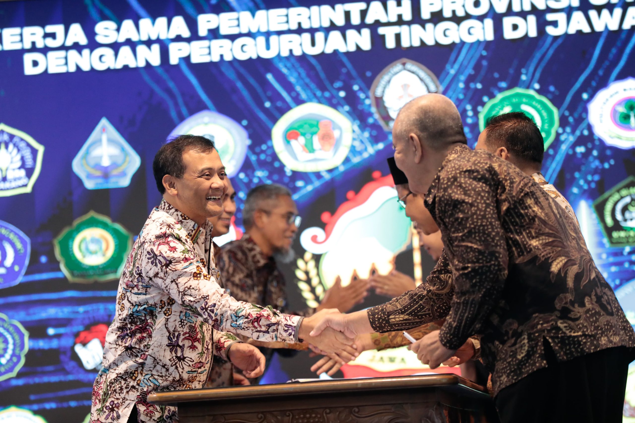 100 Hari Kerja Luthfi-Yasin, Kolaborasi Antarlini Hasilkan Program Nyata untuk Warga – Pemerintah Provinsi Jawa Tengah