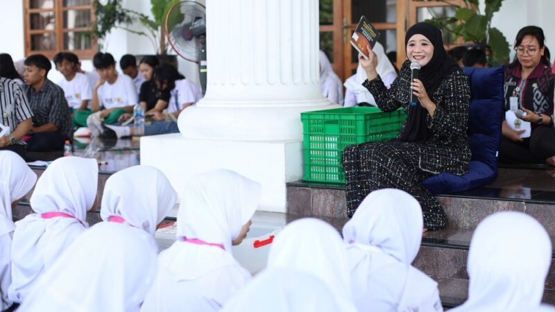 150 Siswa “Silent Rider” Bareng Bunda Literasi Jateng di Wisma Perdamaian Semarang