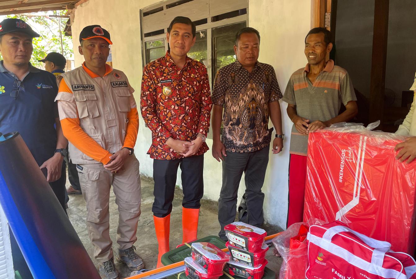 Bencana Banjir dan Longsor Sukoharjo, Pemkab Salurkan Bantuan ke Warga Terdampak – Pemerintah Provinsi Jawa Tengah