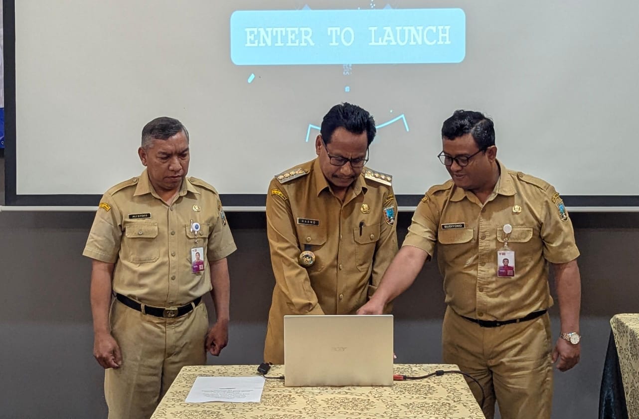 “Izin Gampil”, Permudah Masyarakat Rembang Urus Perizinan – Pemerintah Provinsi Jawa Tengah
