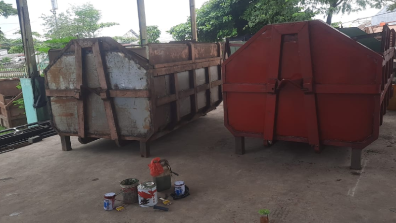 Demi Kenyamanan Warga, Pemkot Semarang Kebut Perbaikan Kontainer Truk Sampah – Pemerintah Provinsi Jawa Tengah