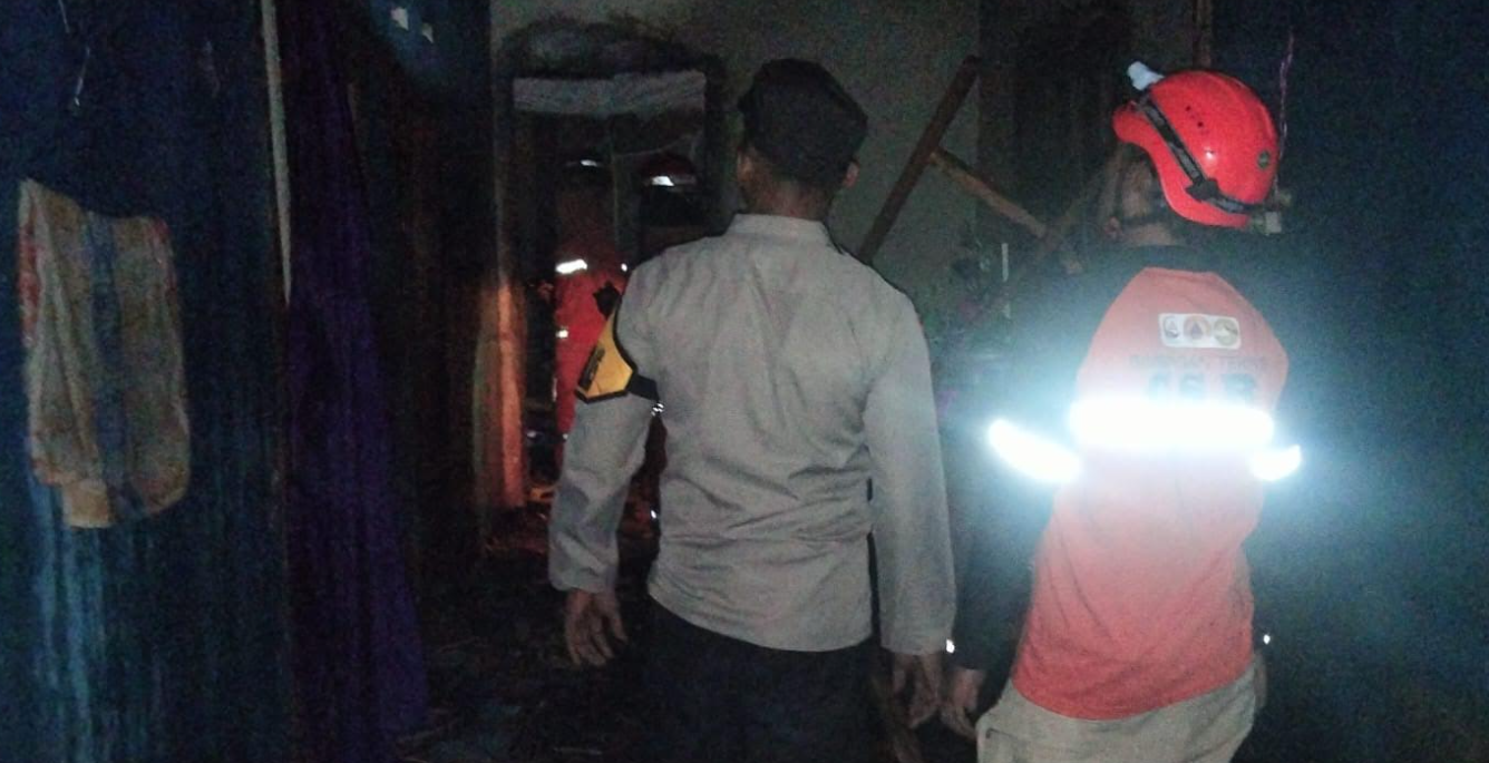 Diduga Karena Lapar, Pemilik Rumah di Pekalongan Ngamuk dan Bakar Ruang Dapur Miliknya