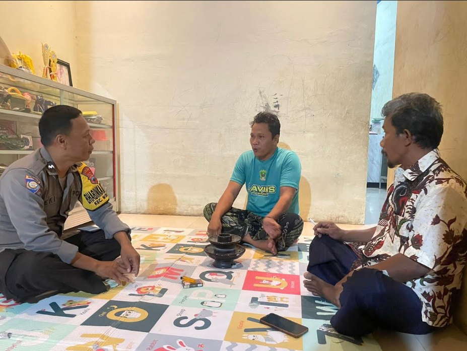 Aipda Deki Kunjungi Korban Penganiayaan TKP Karangdadap Kabupaten Pekalongan