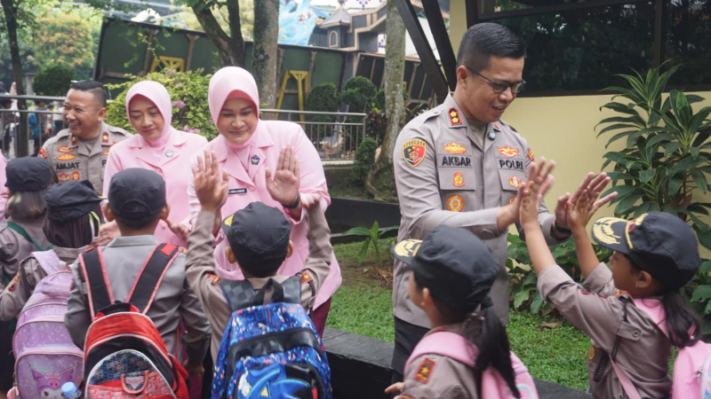 Hari Bhayangkara Ke-79, Polres Purbalingga Gelar Wisata Edukasi dan Pemeriksaan Kesehatan Anak