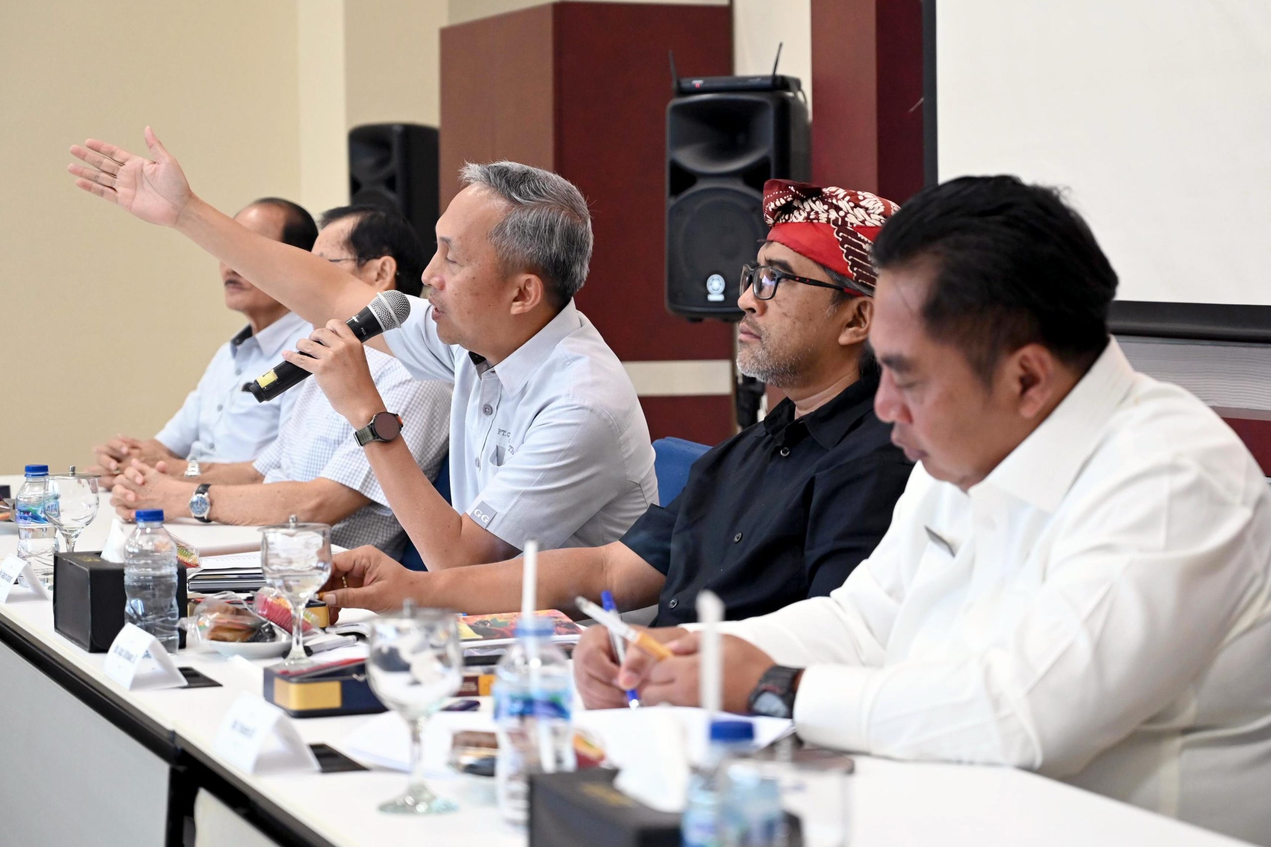 Kunjungi Gudang Garam, Agus Gondrong Perjuangkan Serapan Tembakau Petani – Pemerintah Provinsi Jawa Tengah