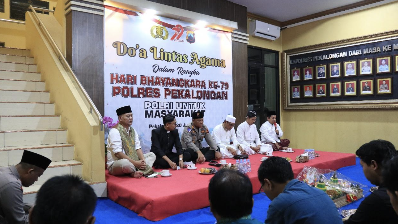 Gelar Doa Lintas Agama, AKBP Doni : untuk Keselamatan dan Kebaikan Masyarakat Indonesia dan Khususnya Warga Kabupaten Pekalongan