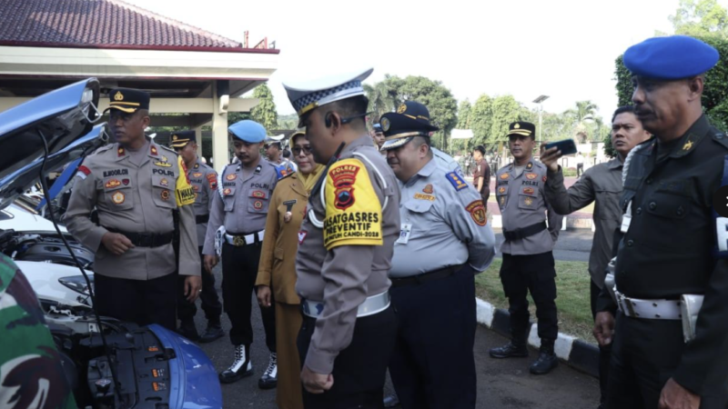 Wakapolres Pekalongan Pimpin Apel Gelar Pasukan Operasi Patuh Candi 2025