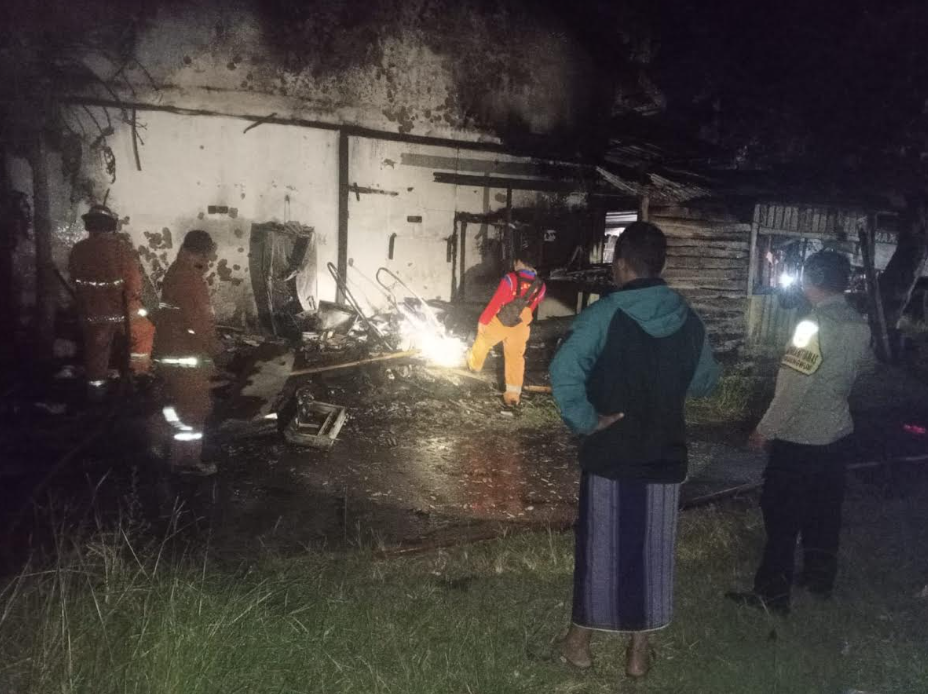 Sebuah Warung Makan di Pekalongan Terbakar, Pemilik Lupa Matikan Kompor