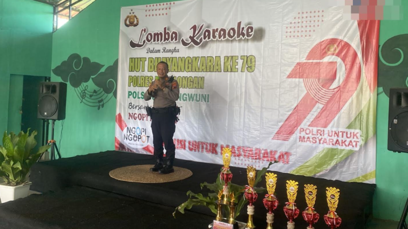 Semarak Hari Bhayangkara Ke-79, Polsek Kedungwuni Gelar Lomba Karaoke