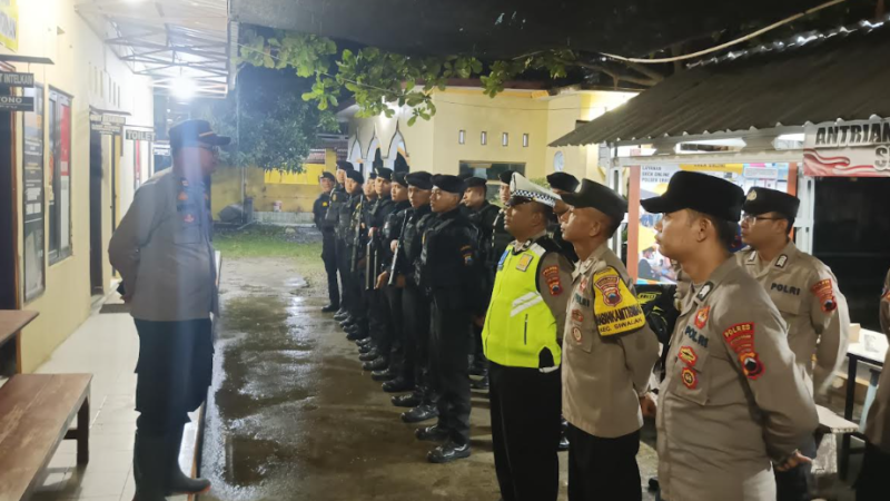 Pengesahan Warga Baru PSHT Parluh 17 di Pekalongan Dapatkan Pengamanan dari Polisi