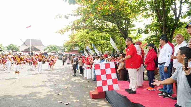 Marching Band Akpol Meriahkan Hari Jadi Pati ke-702